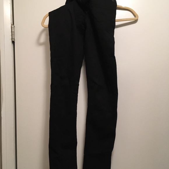 Citizens of Humanity ROCKET CROP ALL BLACK - Picture 4 of 5